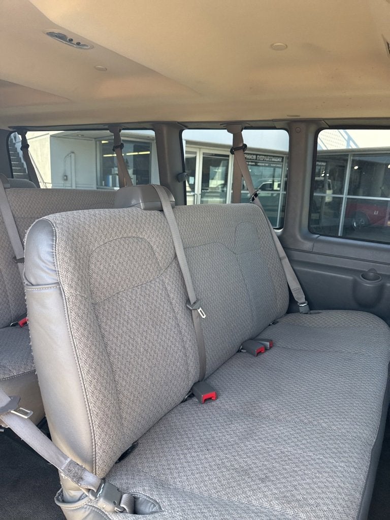 2019 Chevrolet Express Passenger 3500 LT