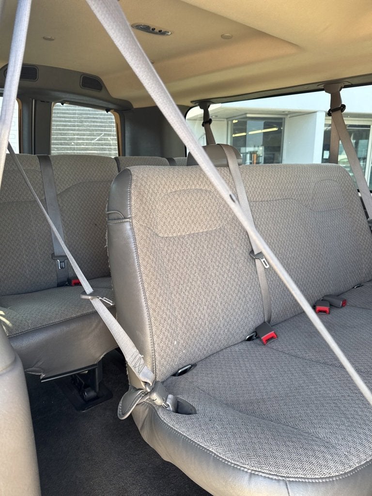 2019 Chevrolet Express Passenger 3500 LT