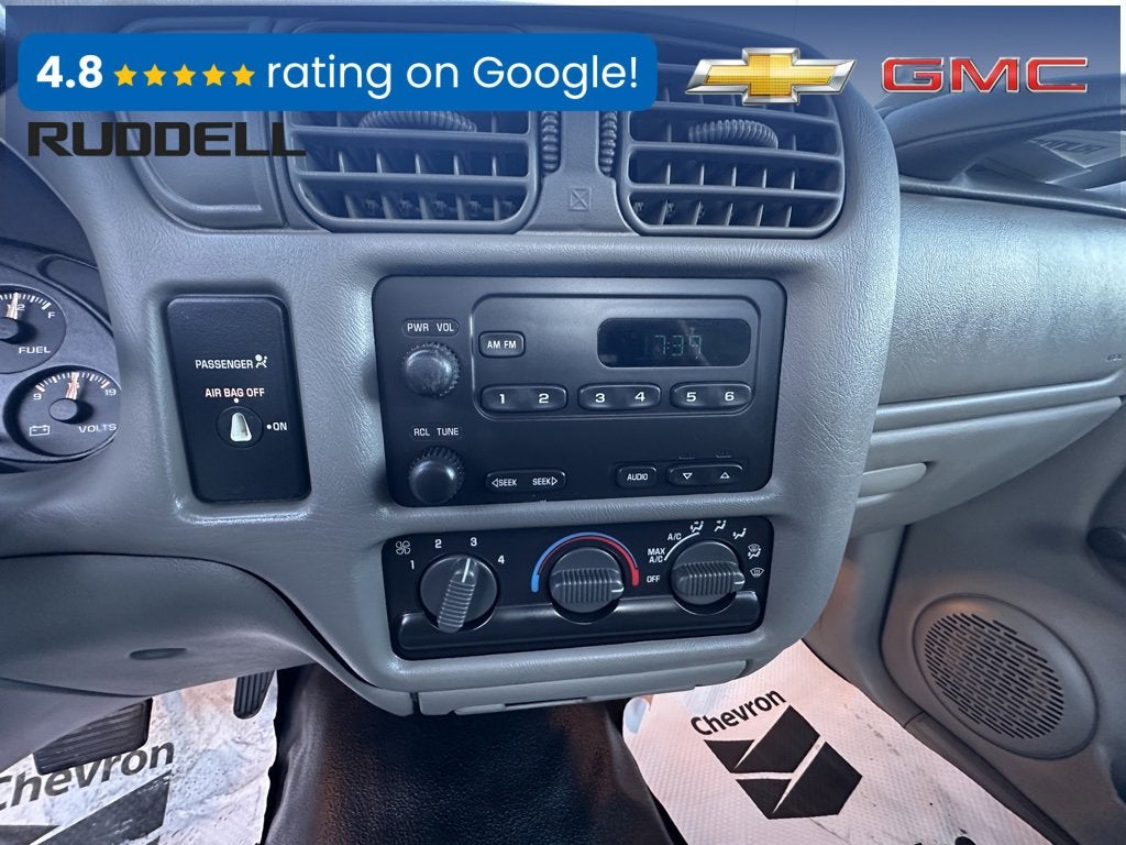 2003 Chevrolet S10 Base