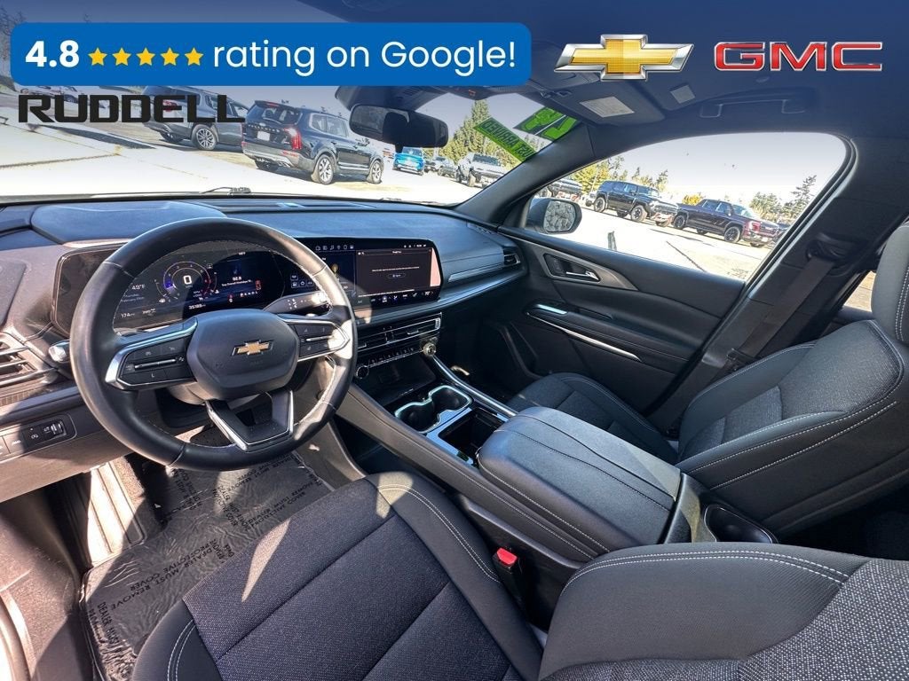 2024 Chevrolet Traverse LT