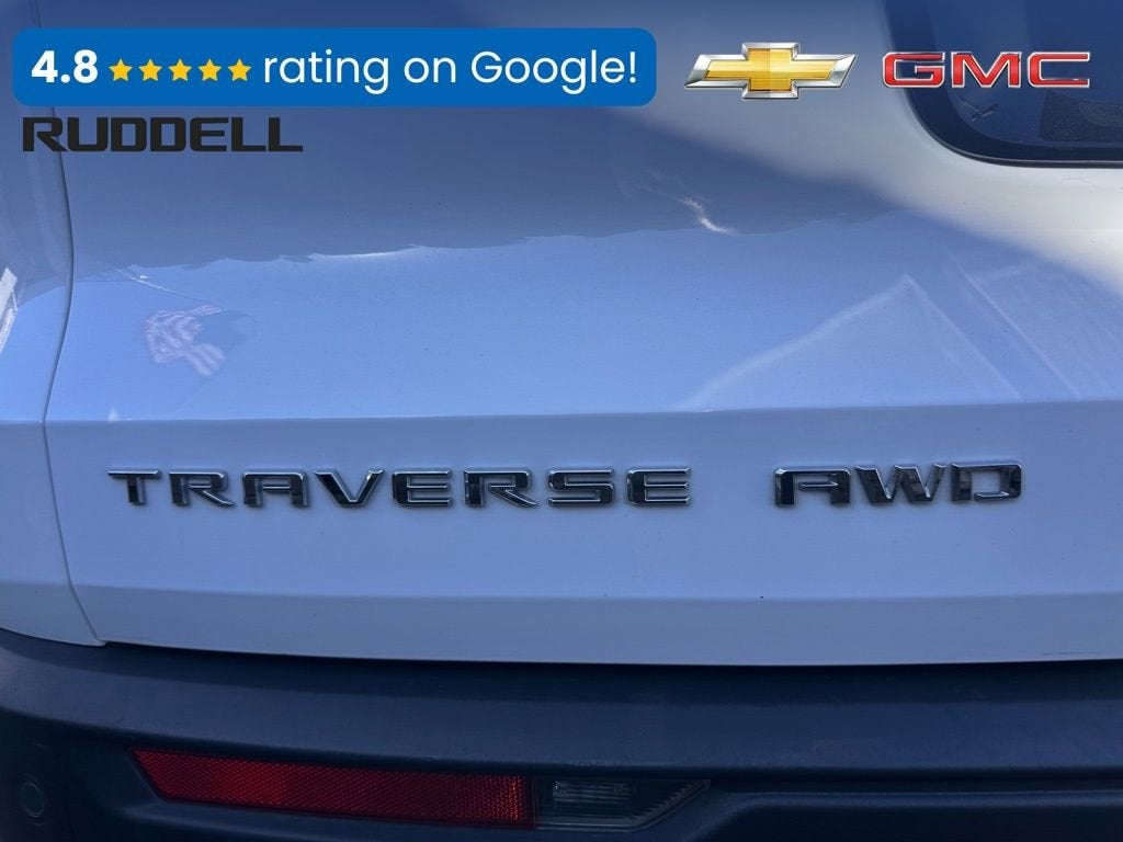 2024 Chevrolet Traverse LT