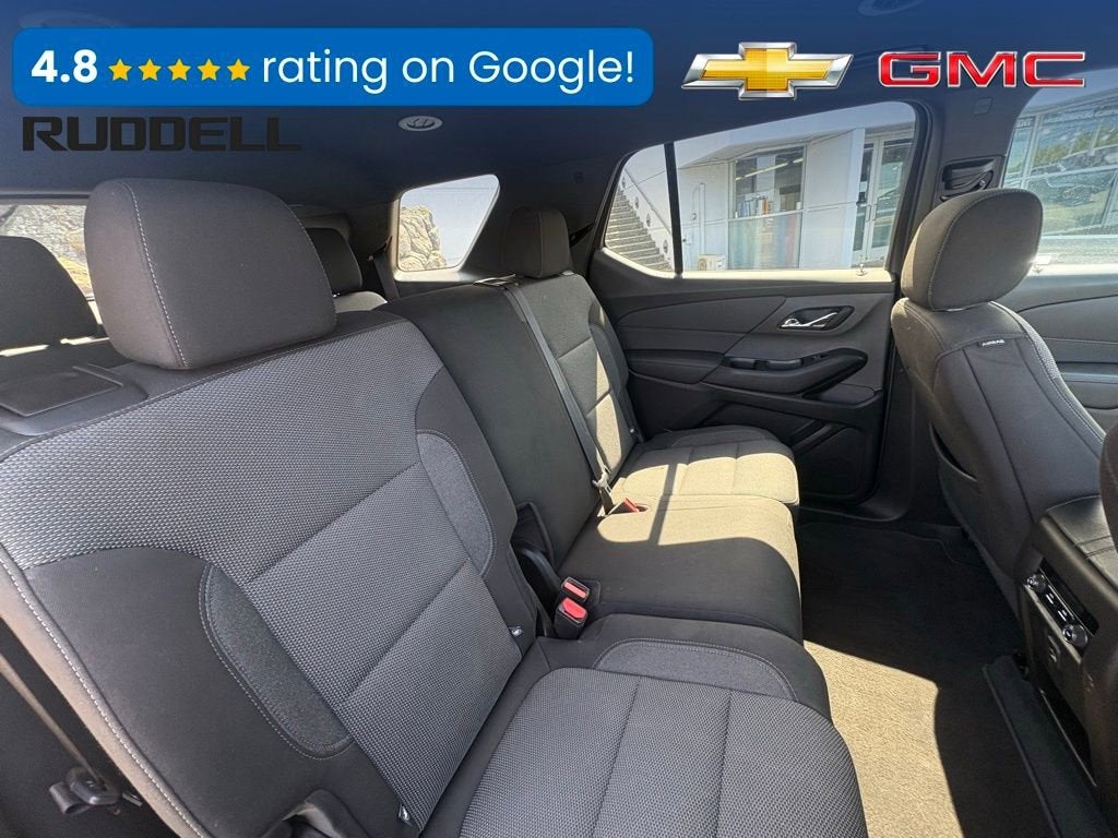 2022 Chevrolet Traverse LT Cloth