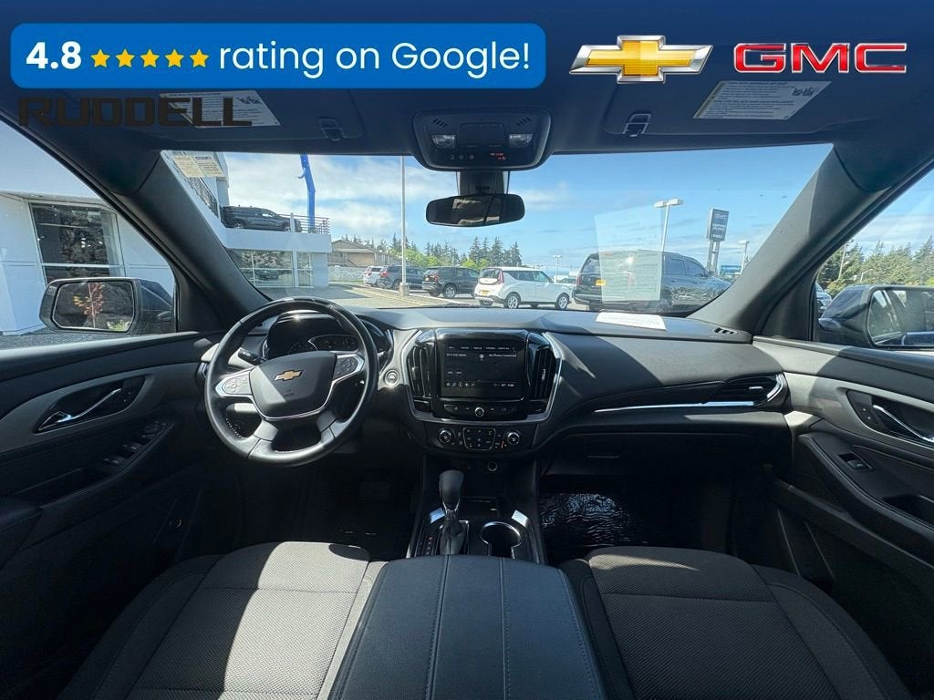 2022 Chevrolet Traverse LT Cloth
