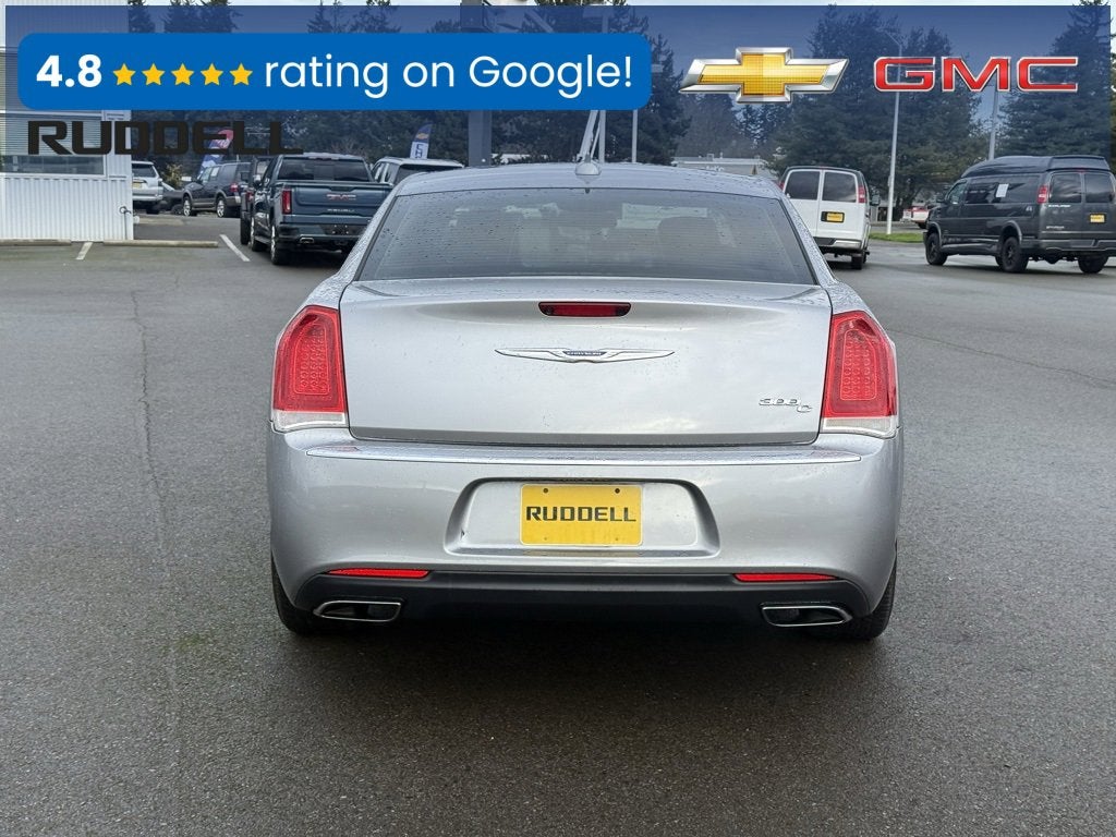 2016 Chrysler 300 300C