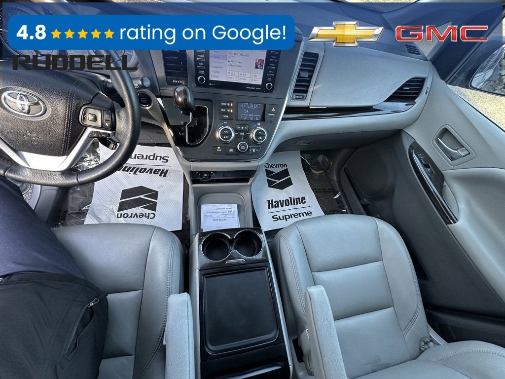 2018 Toyota Sienna XLE Auto Access Seat