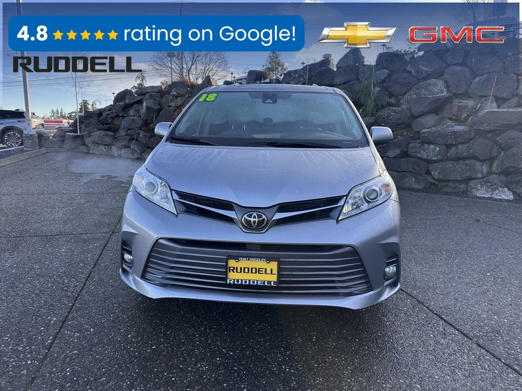 2018 Toyota Sienna XLE Auto Access Seat