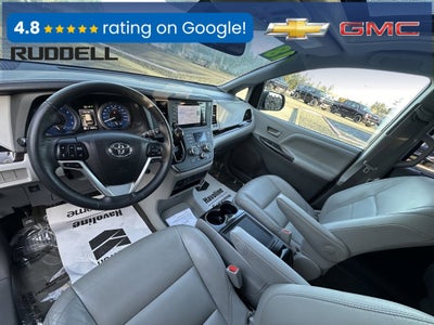 2018 Toyota Sienna XLE Auto Access Seat