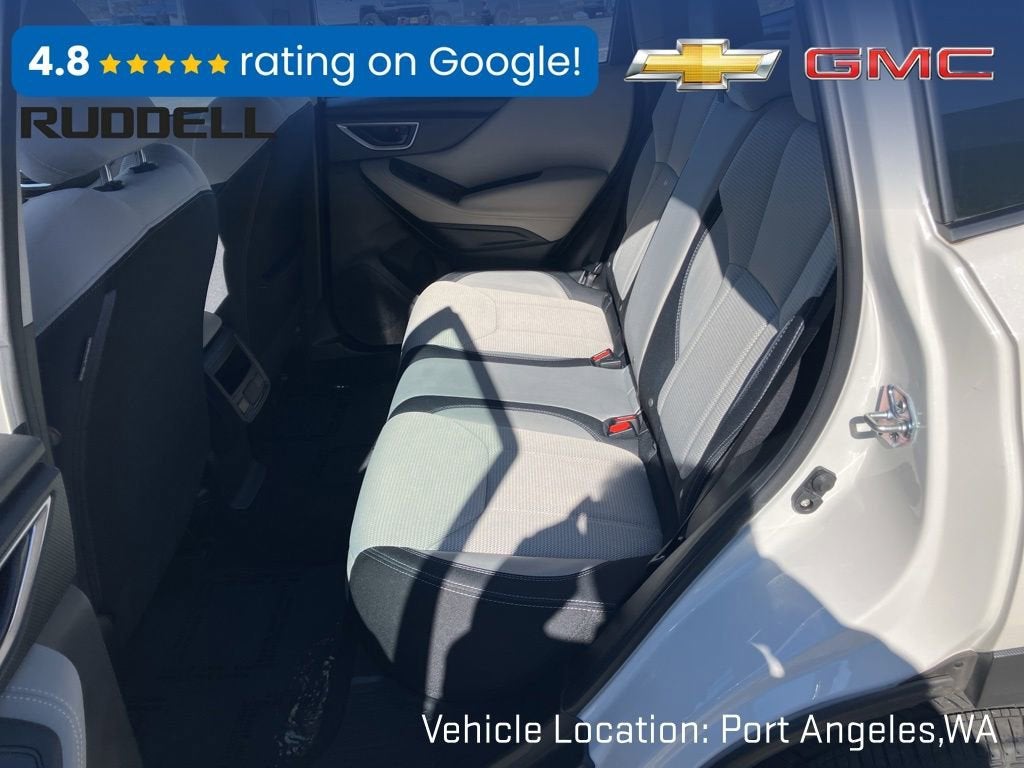 2023 Subaru Forester Base