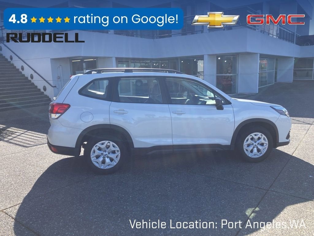 2023 Subaru Forester Base