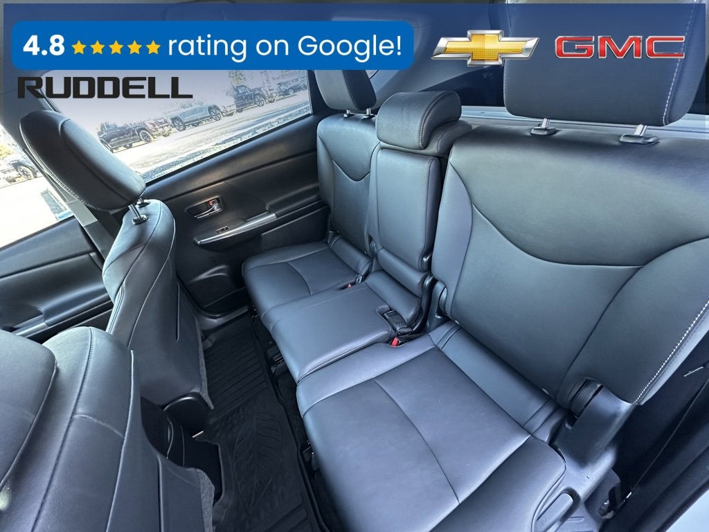 2017 Toyota Prius v Two