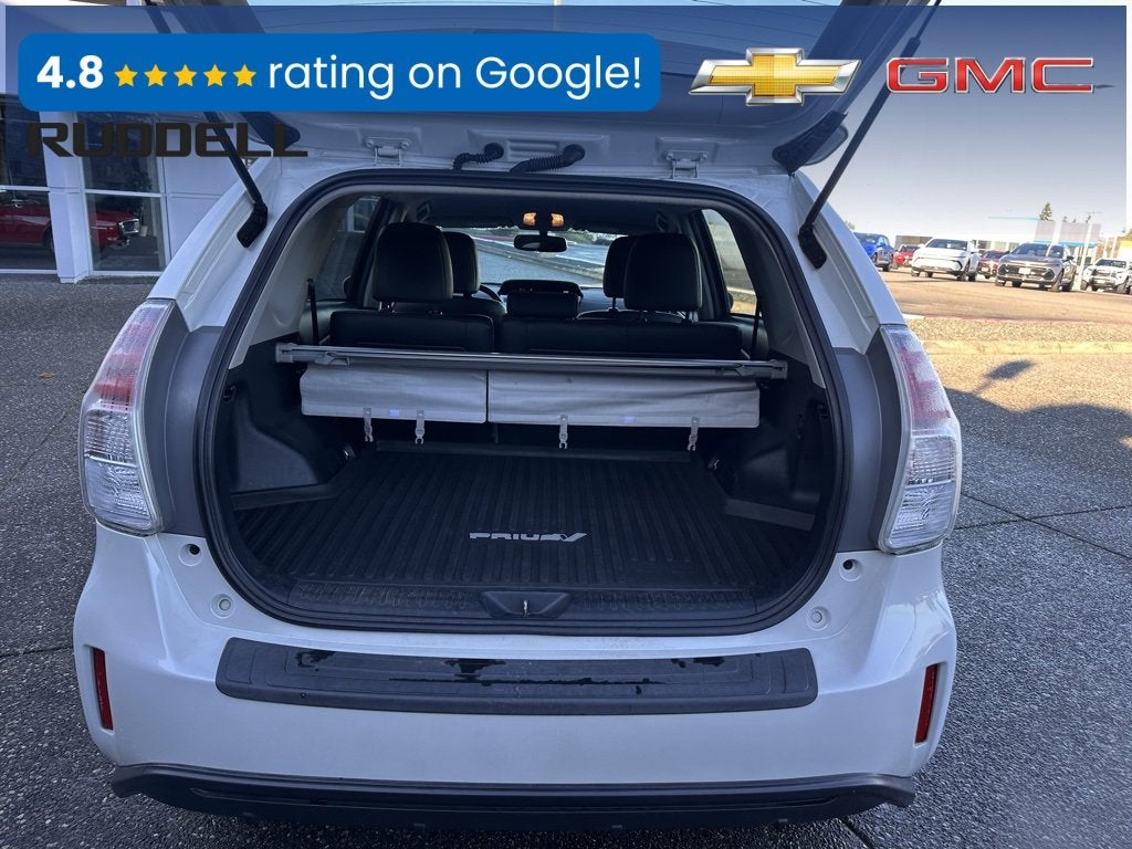 2017 Toyota Prius v Two