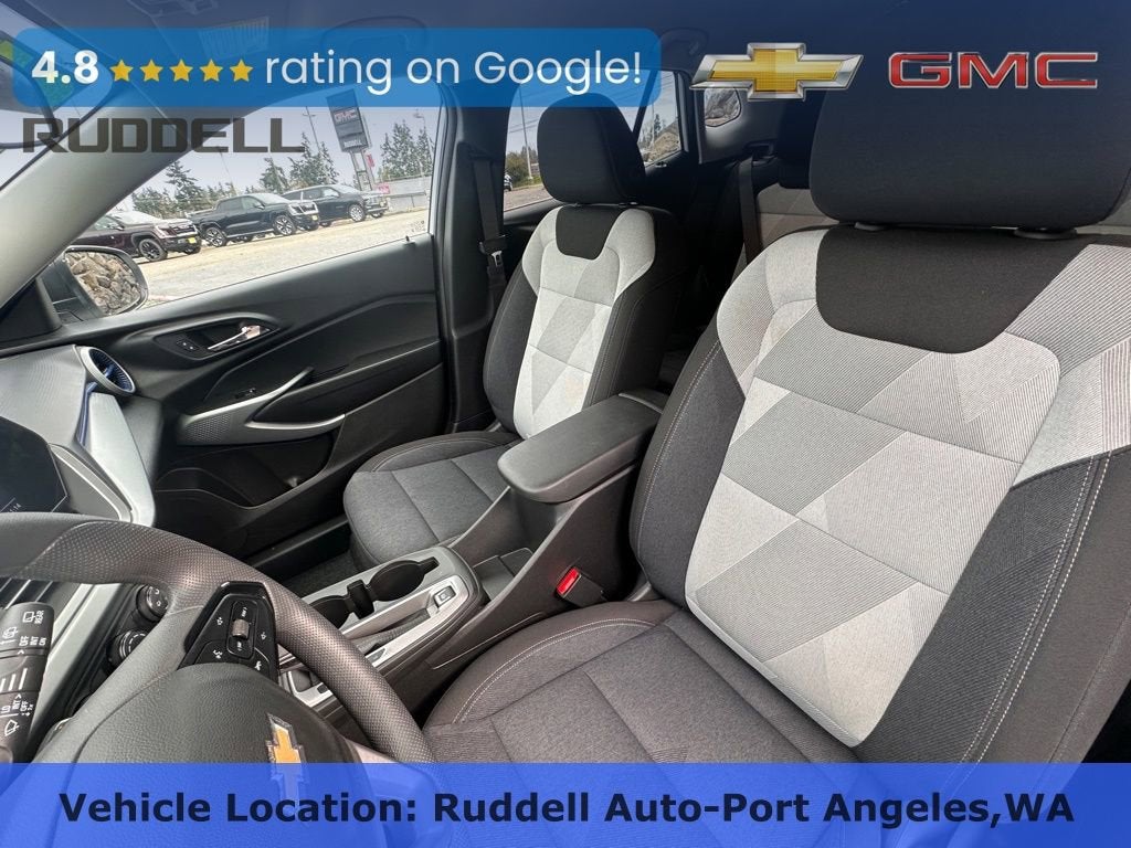 2025 Chevrolet Trax LS