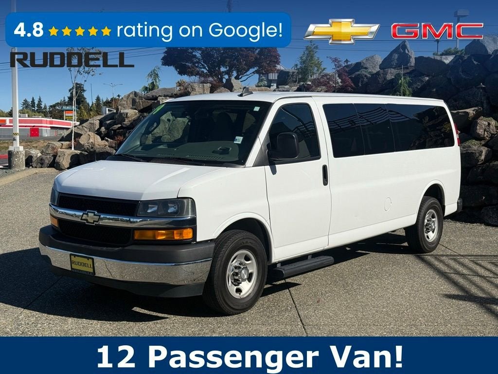 2019 Chevrolet Express 3500 LT Extended's photo
