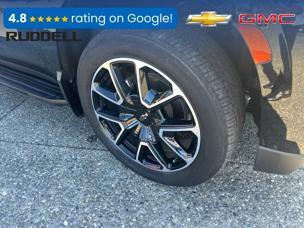 2024 Chevrolet Suburban RST
