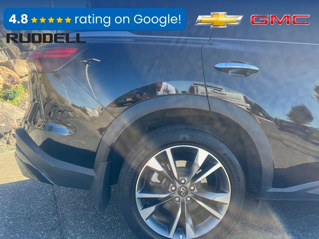 2025 INFINITI QX60 LUXE