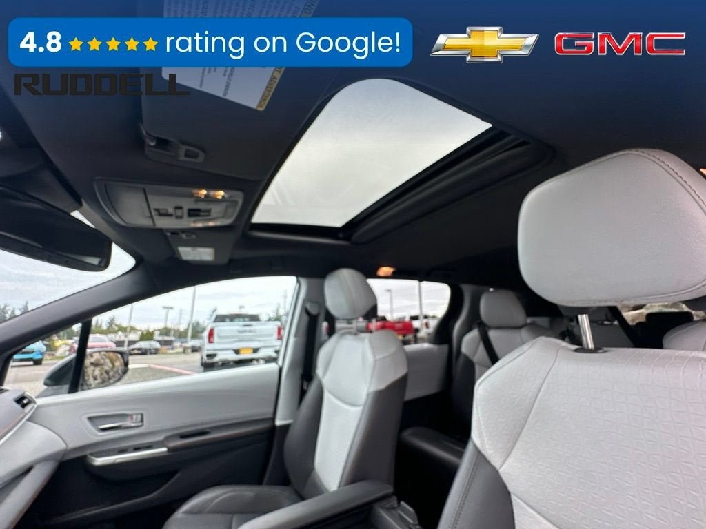 2022 Toyota Sienna LE