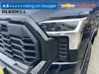 2022 Toyota Tundra 4WD SR5