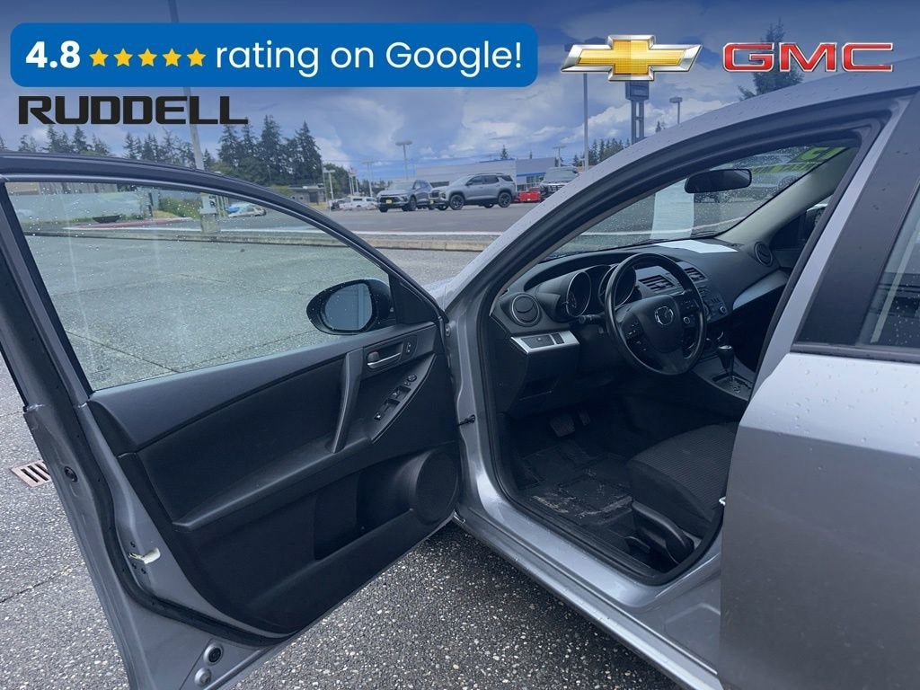 2013 Mazda Mazda3 i Sport
