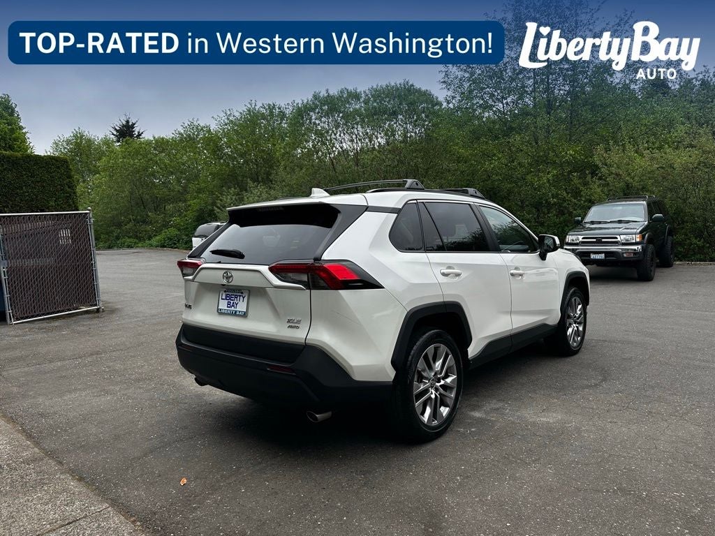 2022 Toyota RAV4 XLE Premium