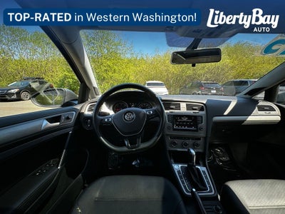 2015 Volkswagen Golf SportWagen SE