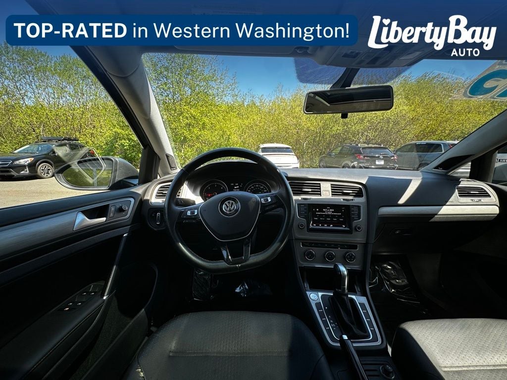 2015 Volkswagen Golf SportWagen SE