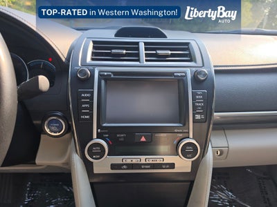 2014 Toyota Camry Hybrid XLE