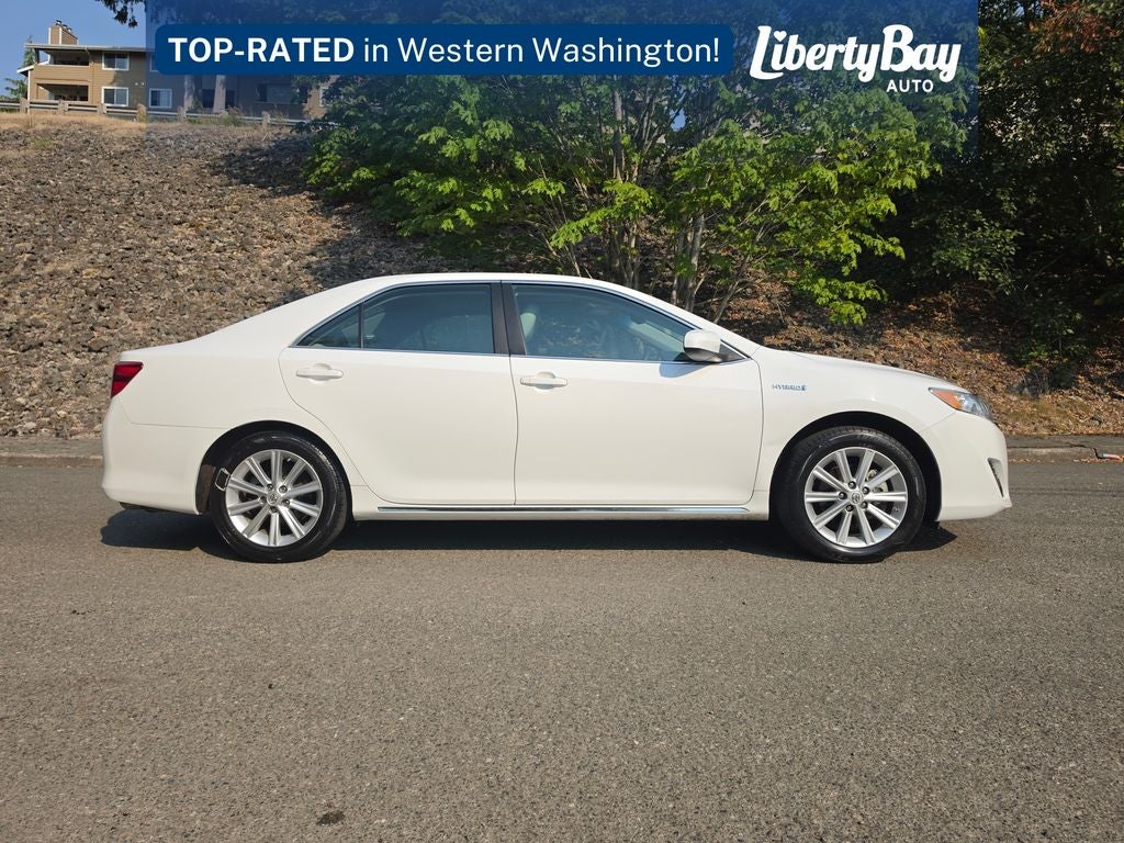 2014 Toyota Camry Hybrid XLE