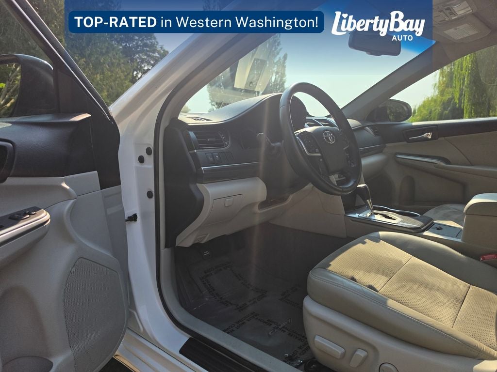 2014 Toyota Camry Hybrid XLE