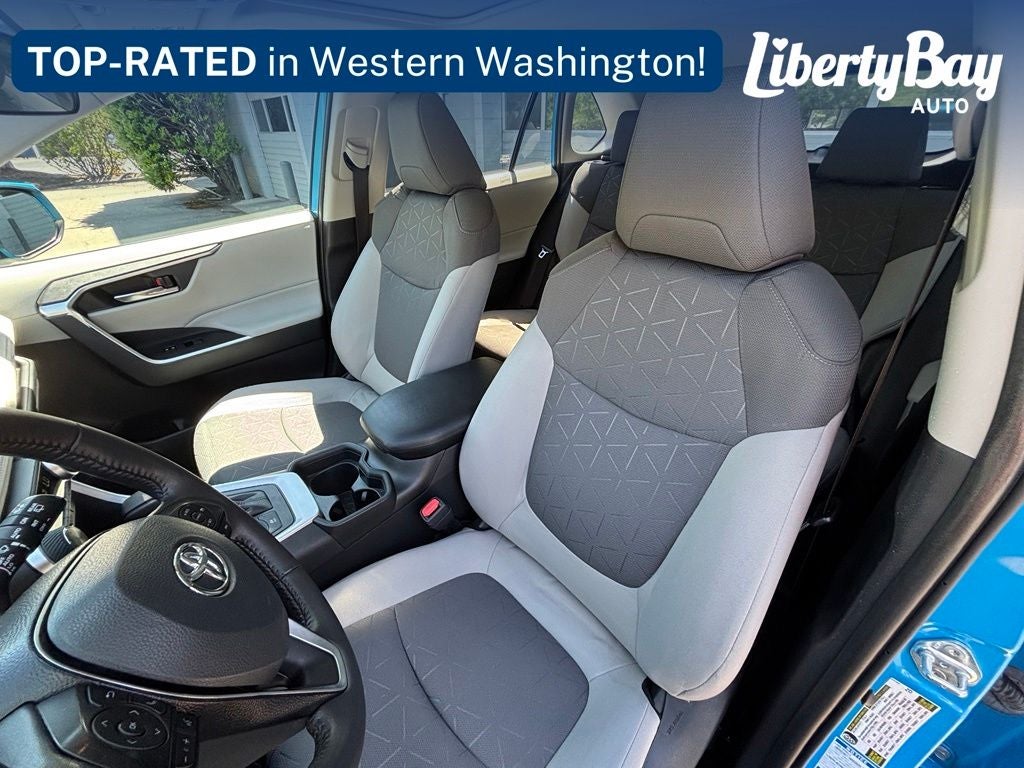 2021 Toyota RAV4 Hybrid XLE