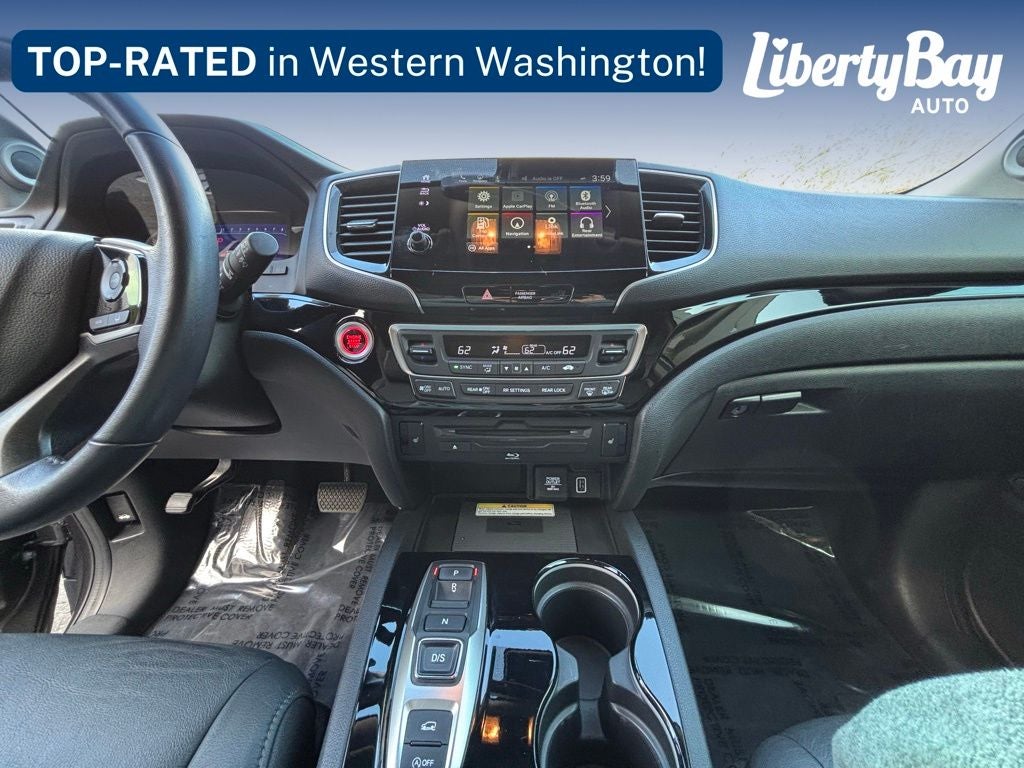 2022 Honda Pilot Touring 8 Passenger