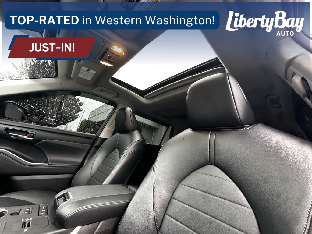 2022 Toyota Highlander Hybrid Base