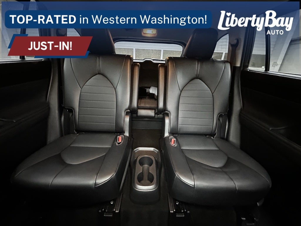 2022 Toyota Highlander Hybrid Base