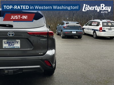 2022 Toyota Highlander Hybrid Base
