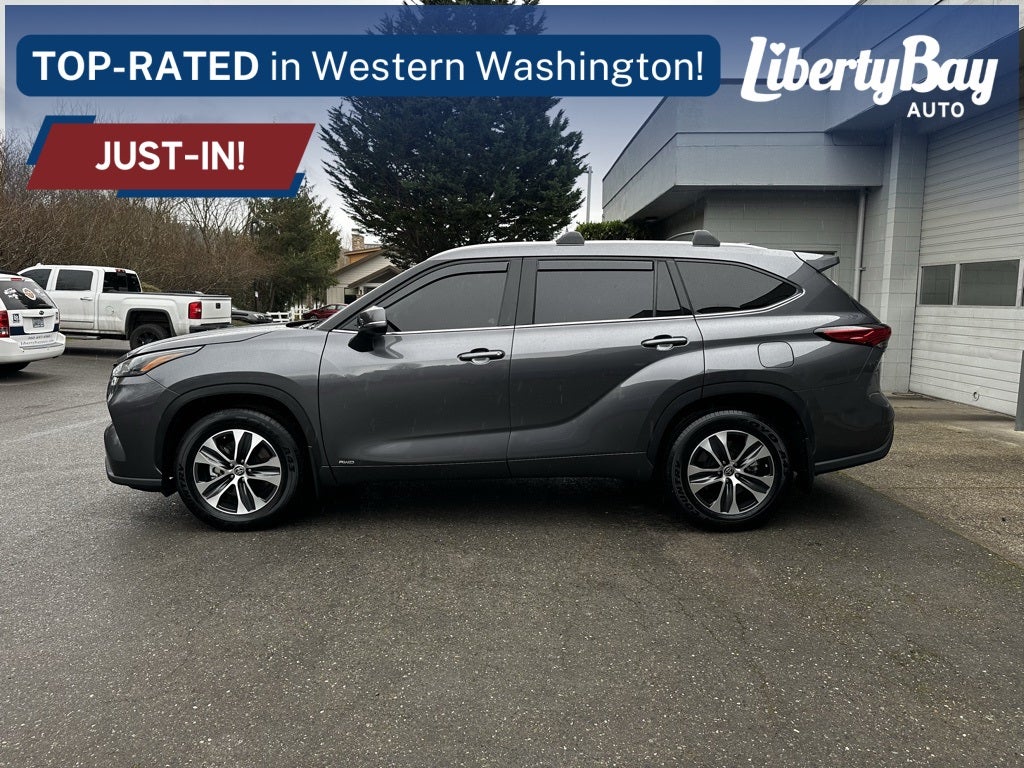 2022 Toyota Highlander Hybrid Base