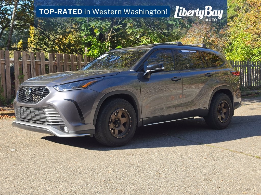 2022 Toyota Highlander XSE
