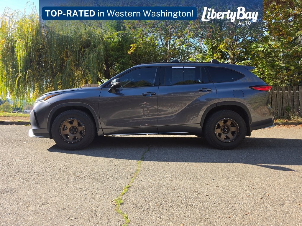 2022 Toyota Highlander XSE