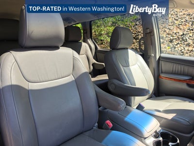 2010 Toyota Sienna XLE