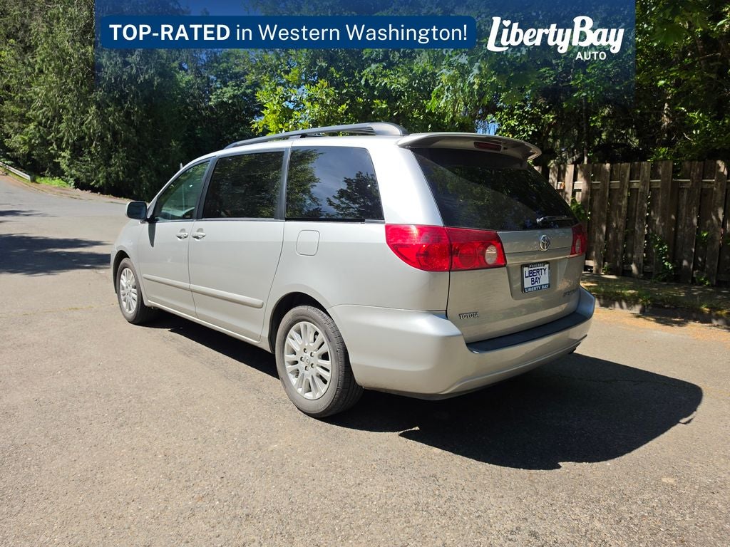 2010 Toyota Sienna XLE