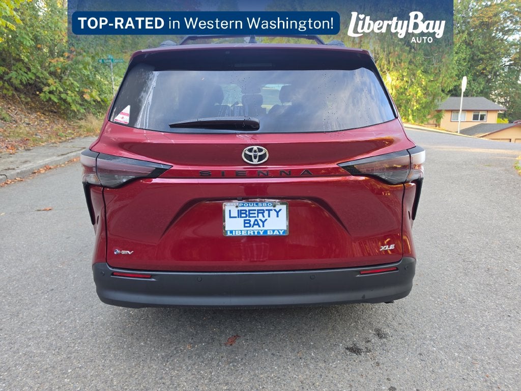 2026 Toyota Sienna XLE 8 Passenger