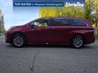 2026 Toyota Sienna XLE 8 Passenger