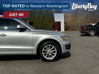 2011 Audi Q5 2.0T Premium quattro