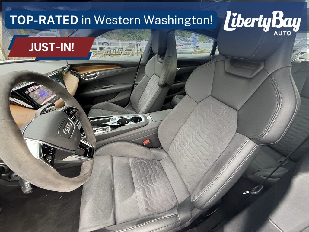 2022 Audi e-tron GT Premium Plus quattro