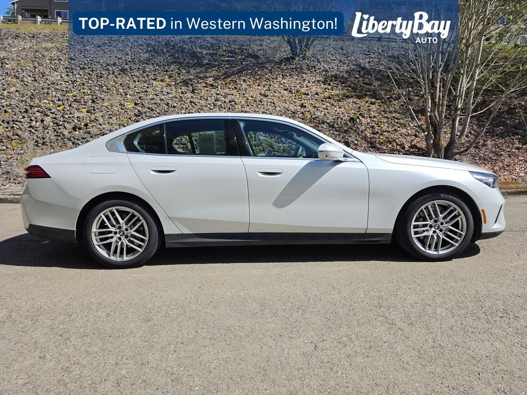 2025 BMW 5 Series 530i xDrive