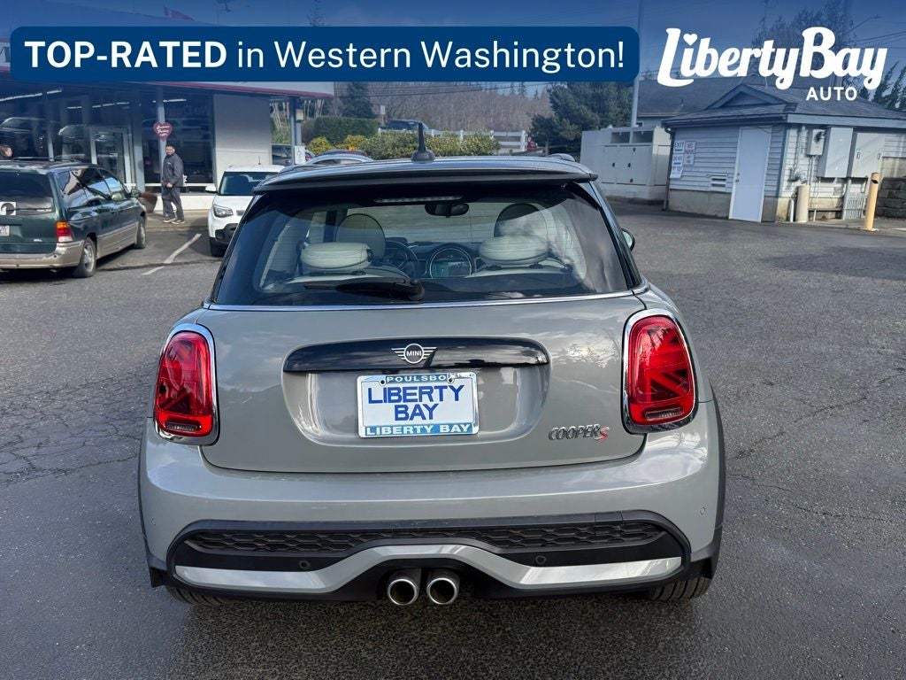 2023 MINI Cooper S Iconic